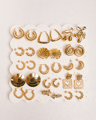August Hoop Earrings | Gold