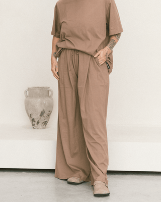 Essentials Pants | Brown